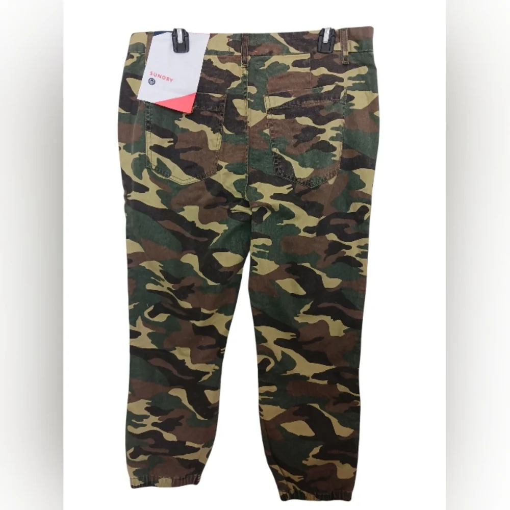 Sundry camouflage rainbow detail jogger jeans w zipper ankle size 30 NWT - Picture 2 of 14